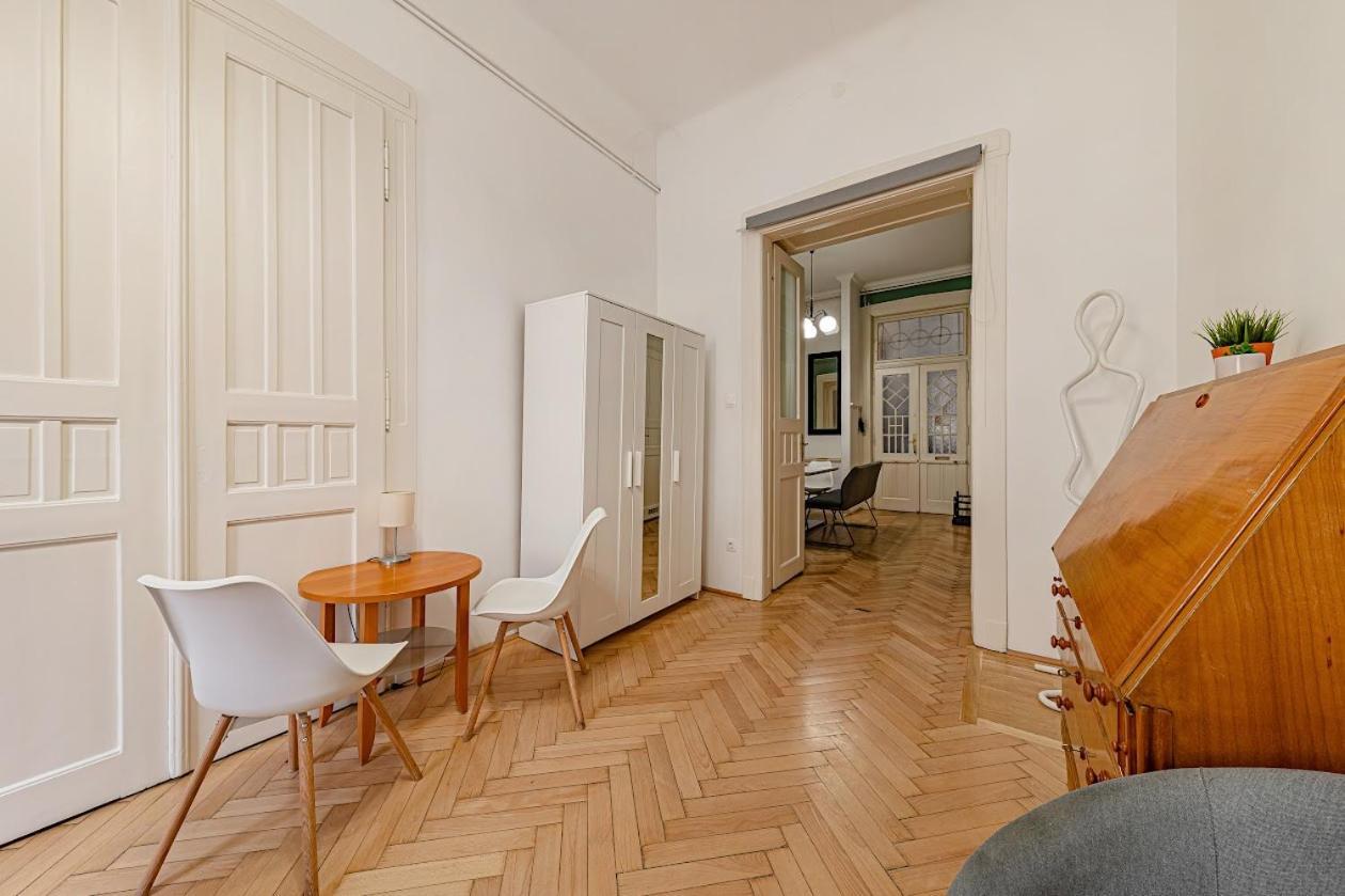 Downtown Rooms Wesselenyi Βουδαπέστη Εξωτερικό φωτογραφία